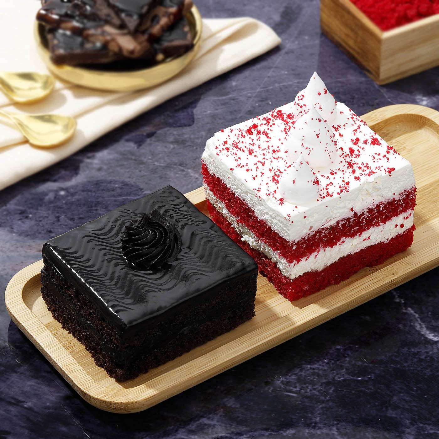 Red Velvet & Truffle Pastry Combo