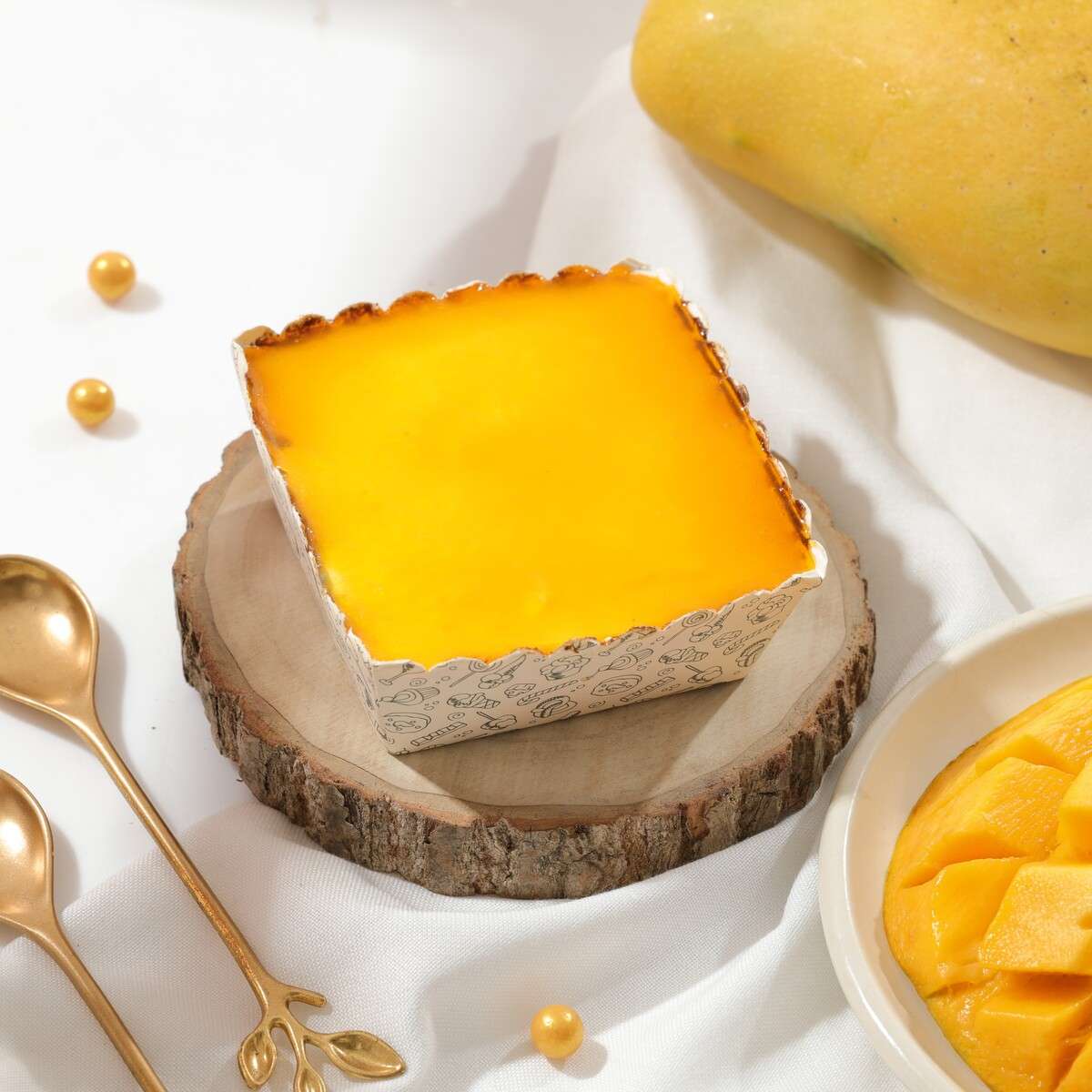 Mango Cheesecake (100 Gm)