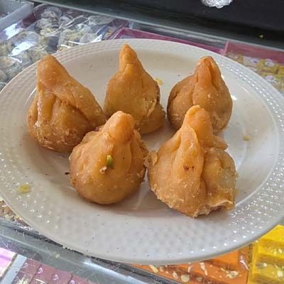 Cream Modak