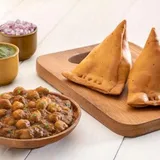 Samosa and Chole Meal