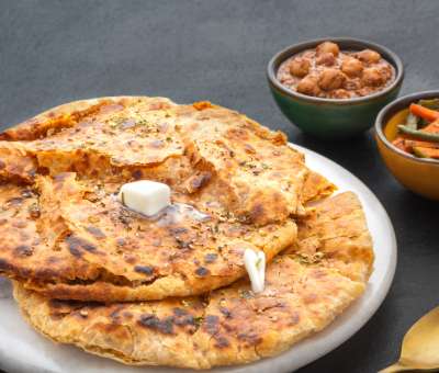 (Veg) Choor Choor Stuffed Tandoori Paratha