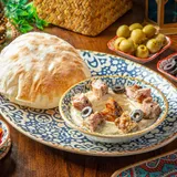 Hummus With Dajaj