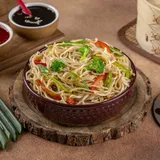 Veg Hakka Noodles
