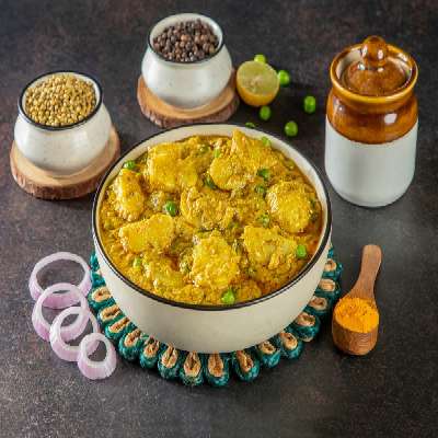 Aloo Matar (Gravy)
