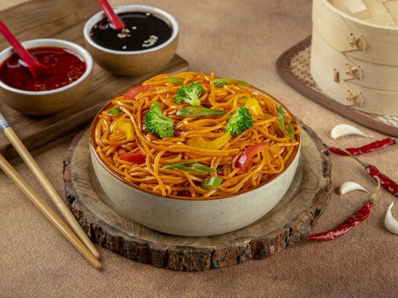 Veg Schezwan Noodles