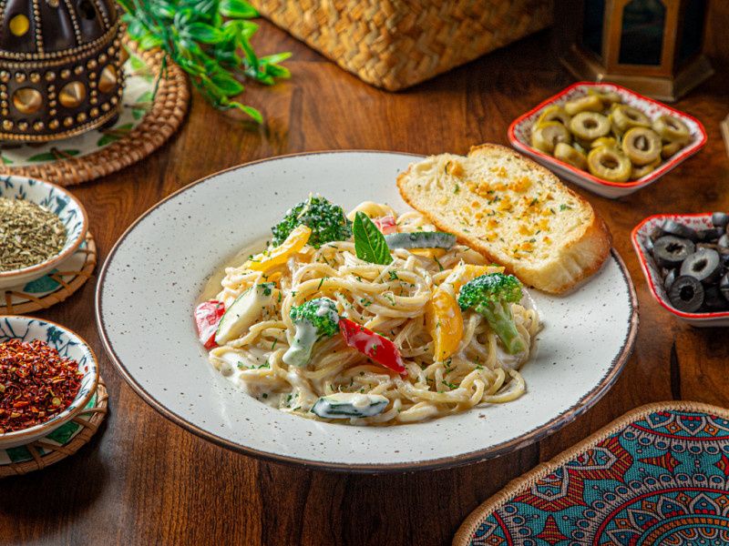 Vegetable Spaghetti Pasta In Cheese Sauce