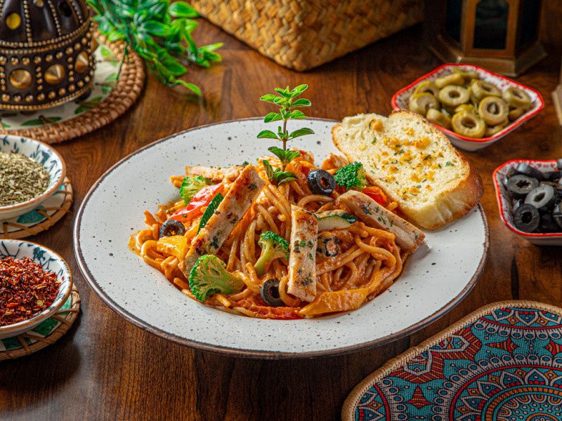 Chicken Spaghetti Pasta In Pink Sauce