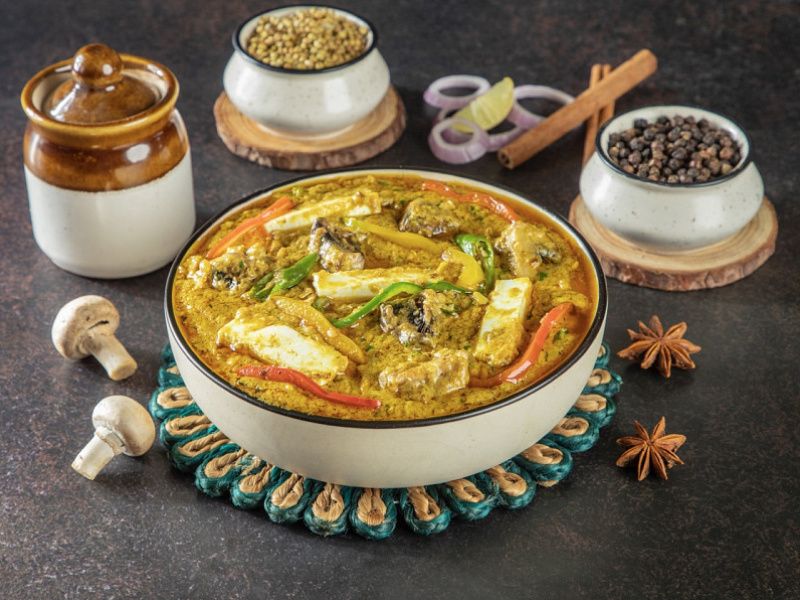 Paneer Mushroom Kadai (Gravy)