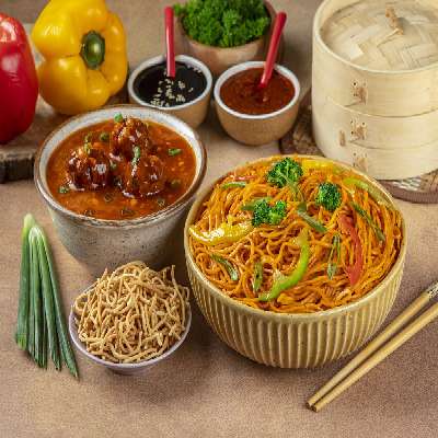Veg Triple Schezwan Noodles