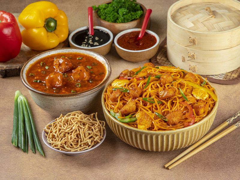 Chicken Triple Schezwan Noodles