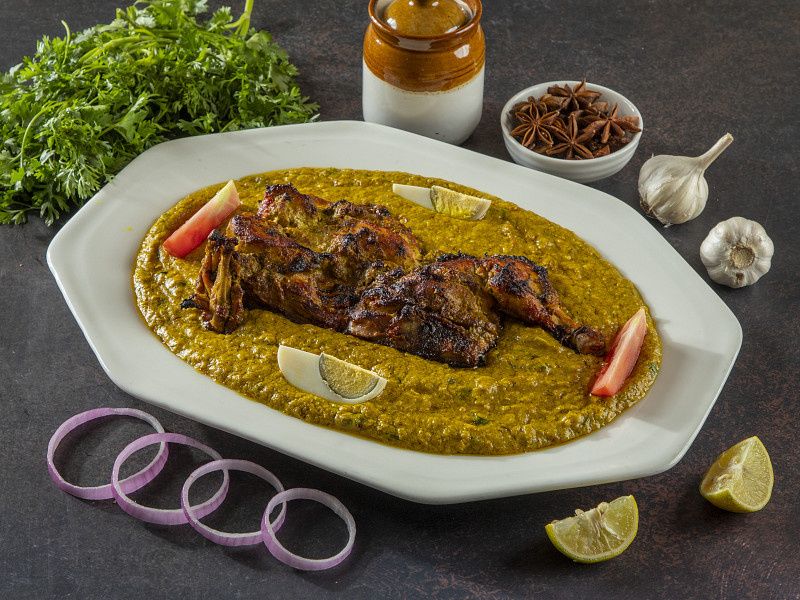 Special Chicken Tandoori Musallam (Gravy)