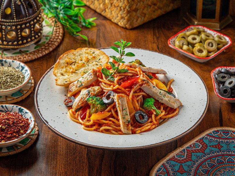 Chicken Spaghetti Pasta In Arrabiata Sauce