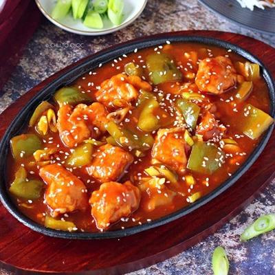 Boneless Chicken Chilli