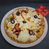 Chicken Tikka Pizza