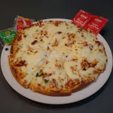 Chicken Cream Cheese Pizza