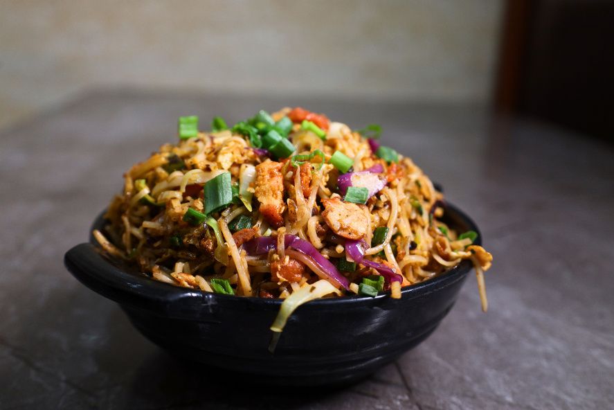 Chicken Schezwan Noodles