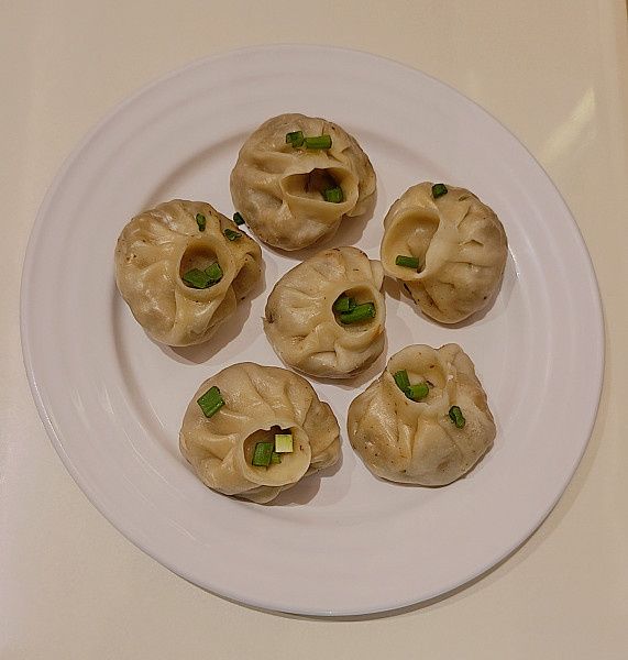 Veg Steam Momos (6pcs)