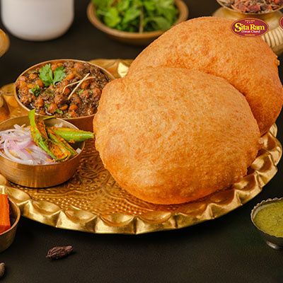 Chole Bhature Full