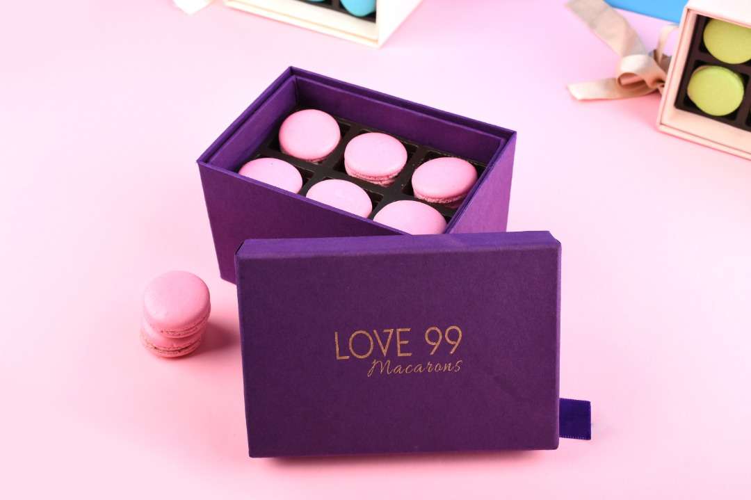 Strawberry Cheese Cake Macaron