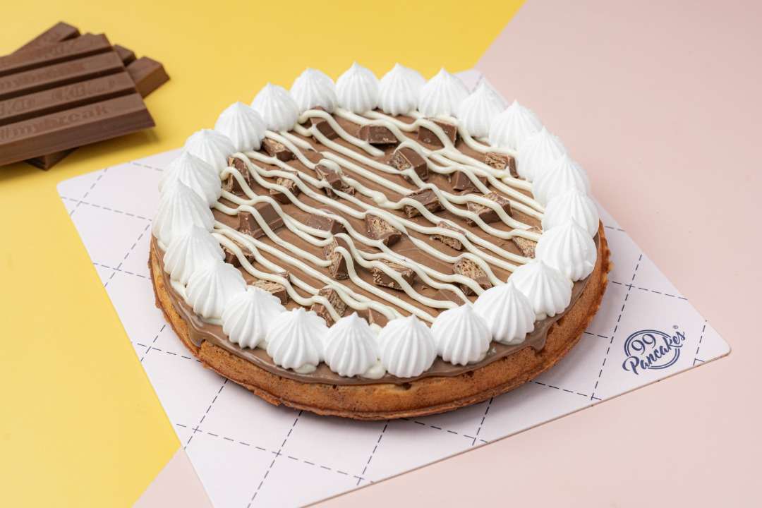 Kit Kat Waffle Cake
