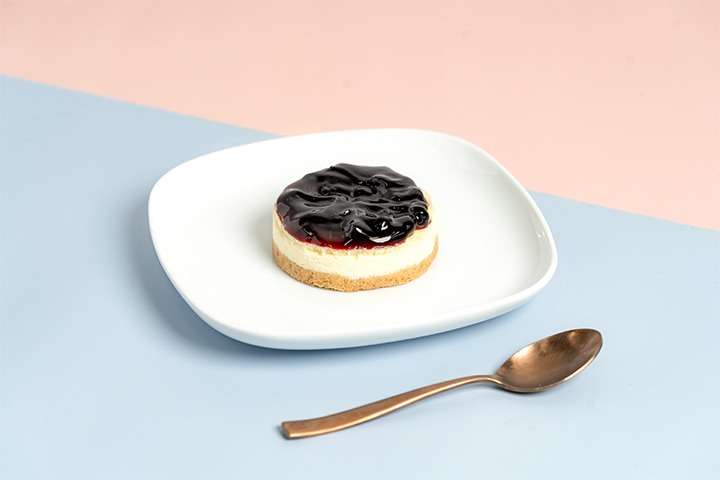 Blueberry Cheesecake Pastry (Approx 75gms)