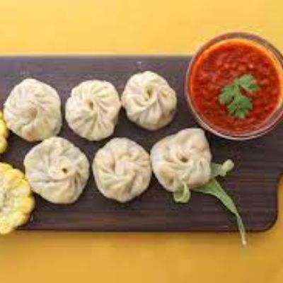 Veg Steamed Momos (7 Pieces)