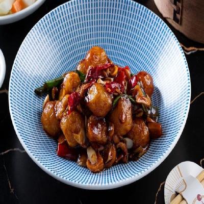 Kung Pao Potatoes With Cashew Nuts (Mc)