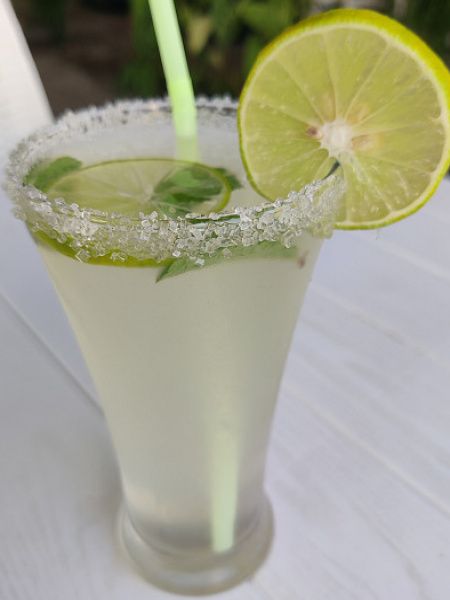 Lemon Juice Sweet & Salt