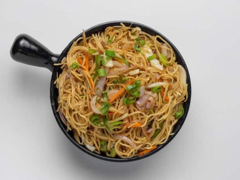 Hakka Noodles Veg