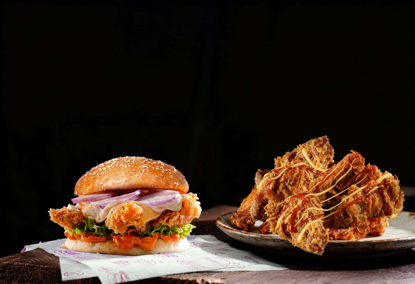 Fried Chicken Strips Burger + Peri Peri Fried Chicken Wings - (4 Pcs)