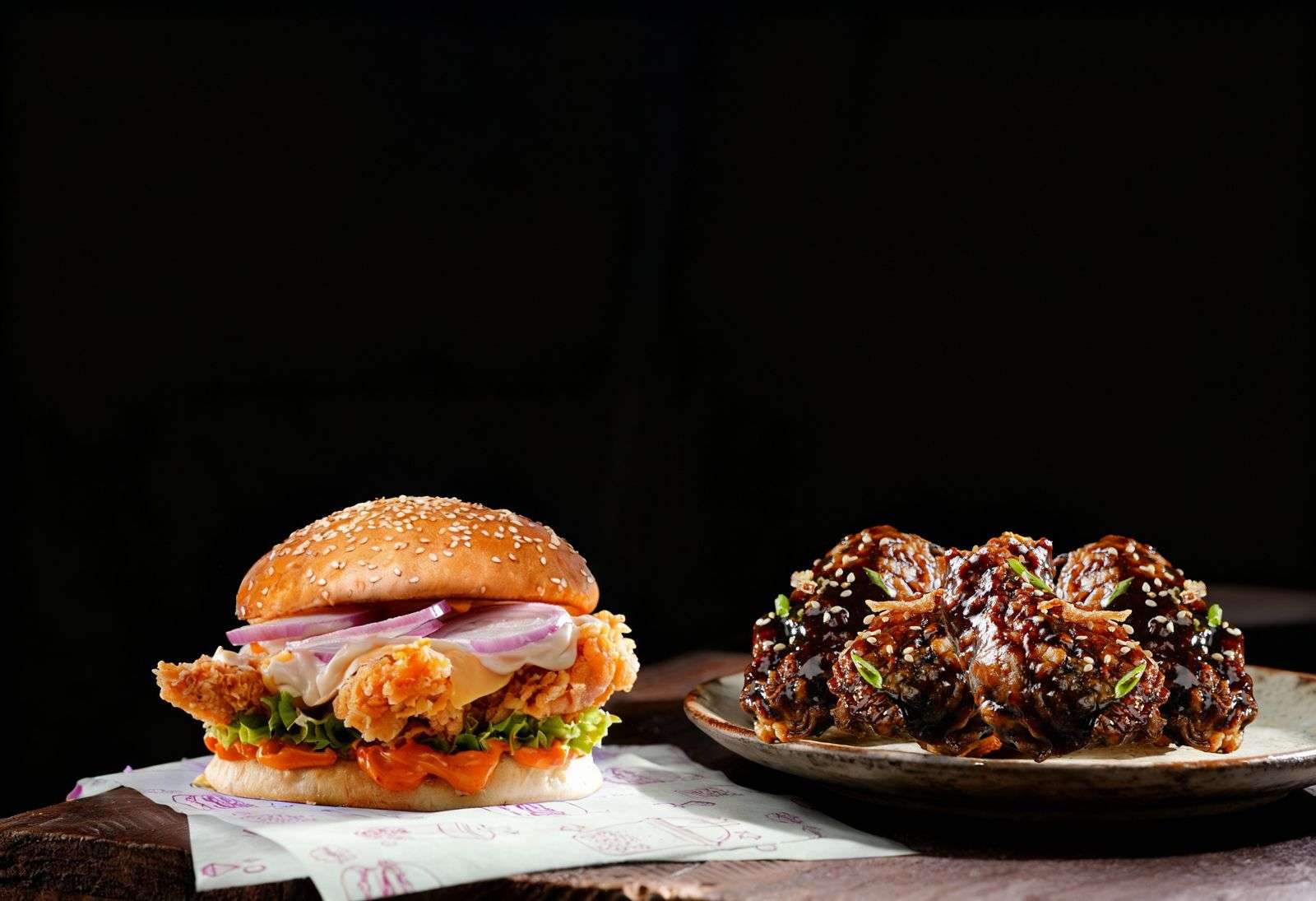 Chicken Strips Burger + Korean Buffalo Sauce Chicken Wings - (4 Pcs)