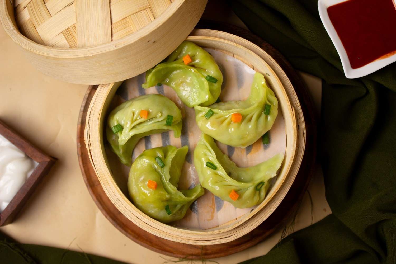 Veg Momos (Steamed) - 6pcs