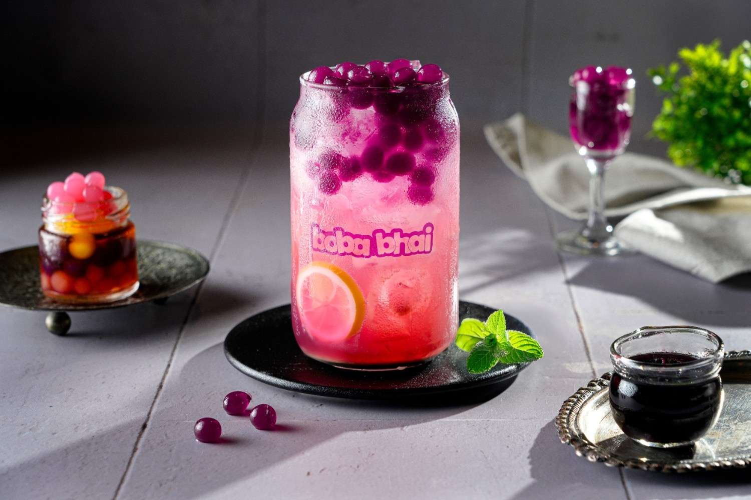 Berry Bomb Mojito with Popping Bubbles