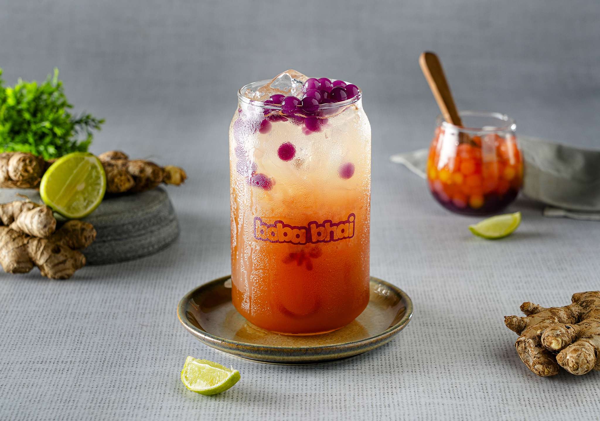 Lemon Ginger Iced Tea with Bubbles