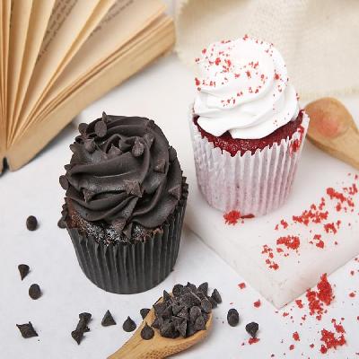 Red Velvet & Choco Chip Cup Cake Combo