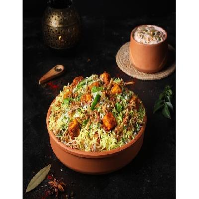 Koyla Smoked Paneer Tikka Biryani [Serves 2]