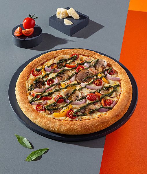 Nonna's Pesto Pan Pizza.