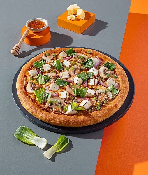 Hoisin Highway Pan Pizza.
