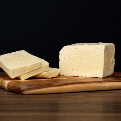 Old Oak Mild White Cheddar - United Kingdom 200gm