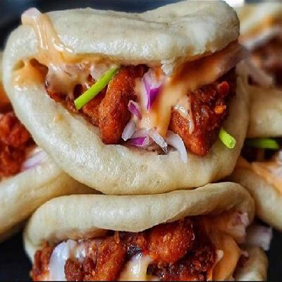 Chilly Chicken Bao Combo