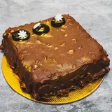 Nutty Crunch Cake