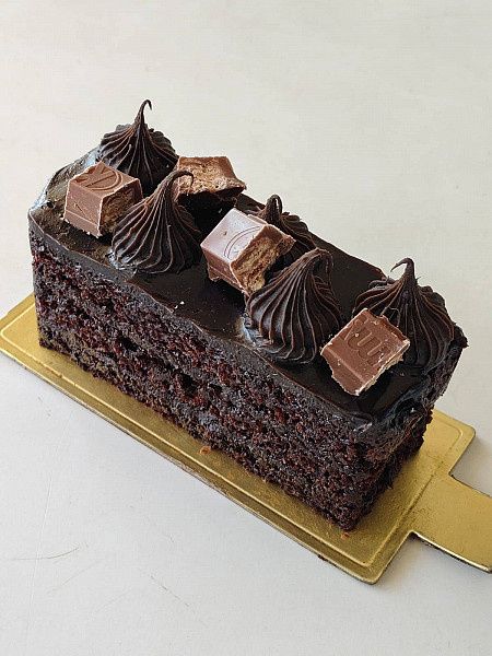 Kitkat Pastry