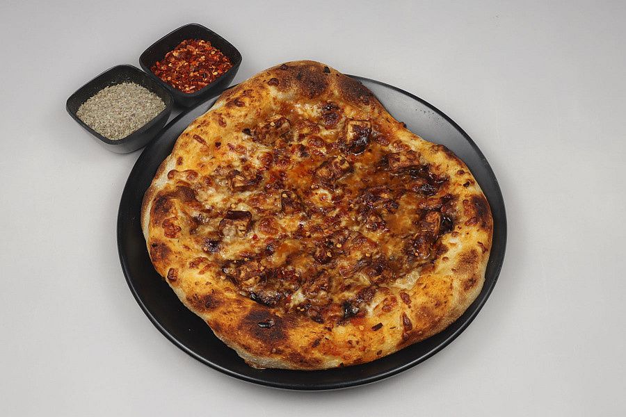 Barbeque Chicken Sourdough Pizza