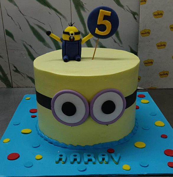 Minion Theme Birthday Cake