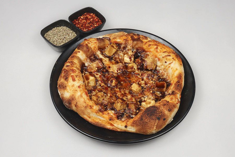 Barbeque Paneer Pizza