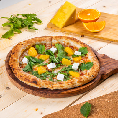 Zesty Orange Arugula Pie Pizza