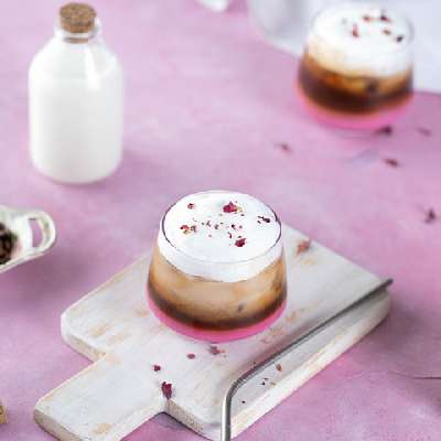 Rose Iced Latte