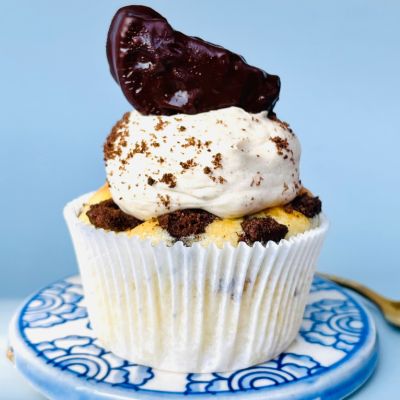 Cookie n Creme Cupcake