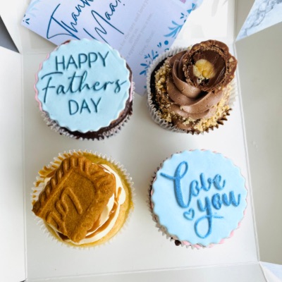 Father's Day Gourmet Combo  [Eggless Cakes]