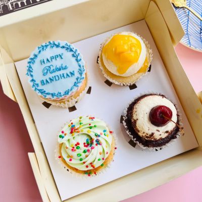 Fruitilicious Rakhi Combo [Eggless Cakes]